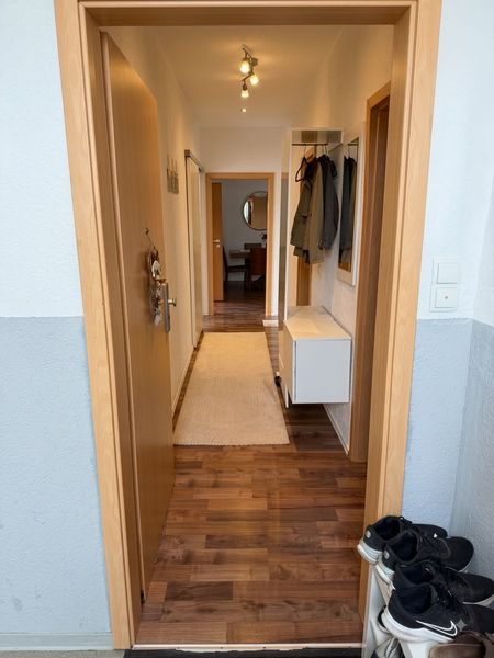 Großzügige 4-Zimmer-Wohnung mit 104 m², Garten & Stellplatz – Top-Lage direkt am Einkaufszentrum Her